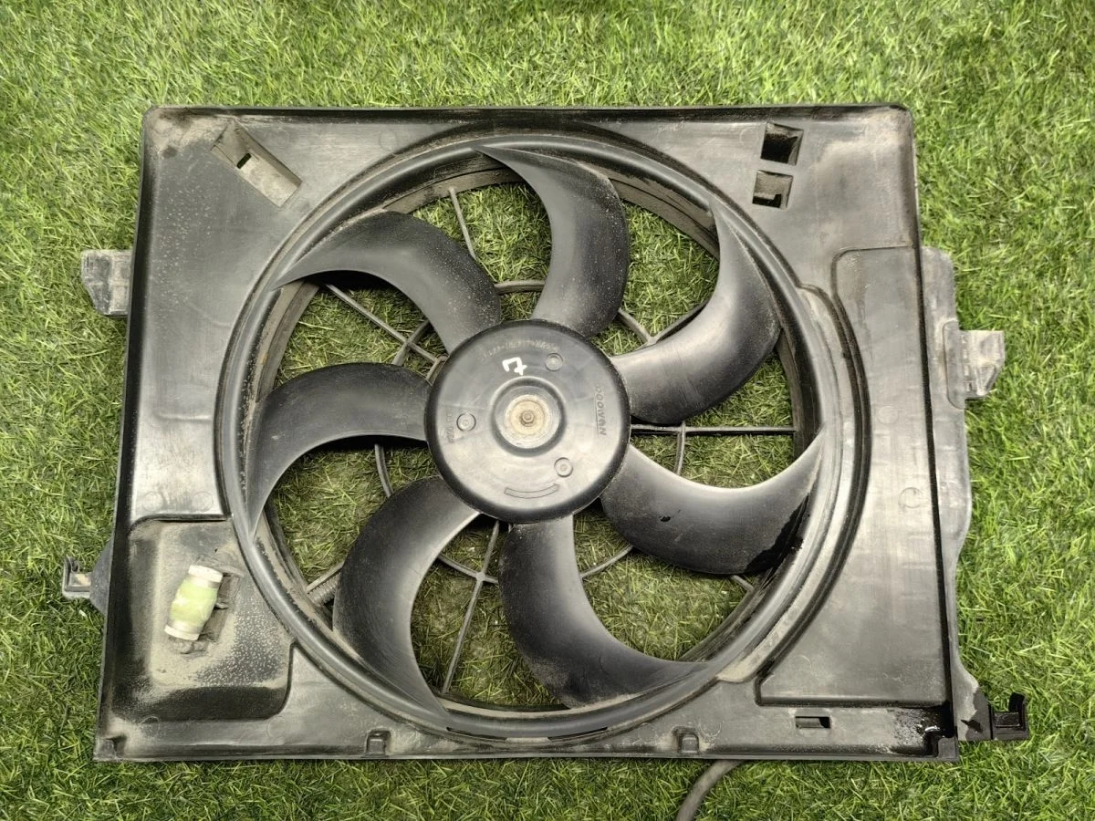 Вентилятор радиатора в сборе Kia Rio