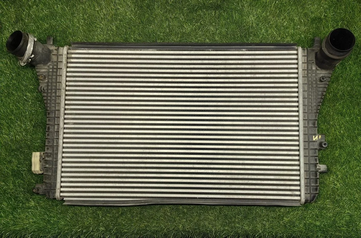 Интеркулер Volkswagen Passat CC