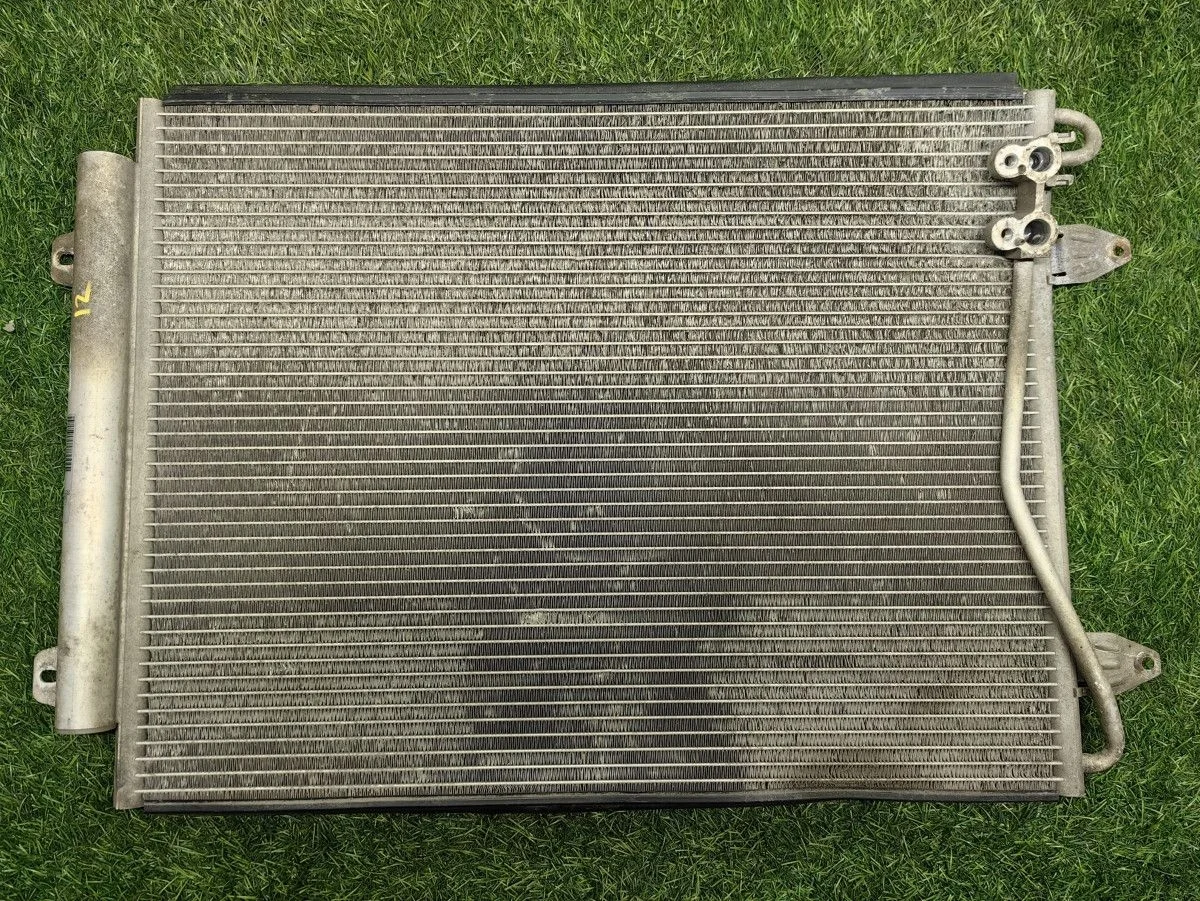 Радиатор кондиционера Volkswagen Passat CC