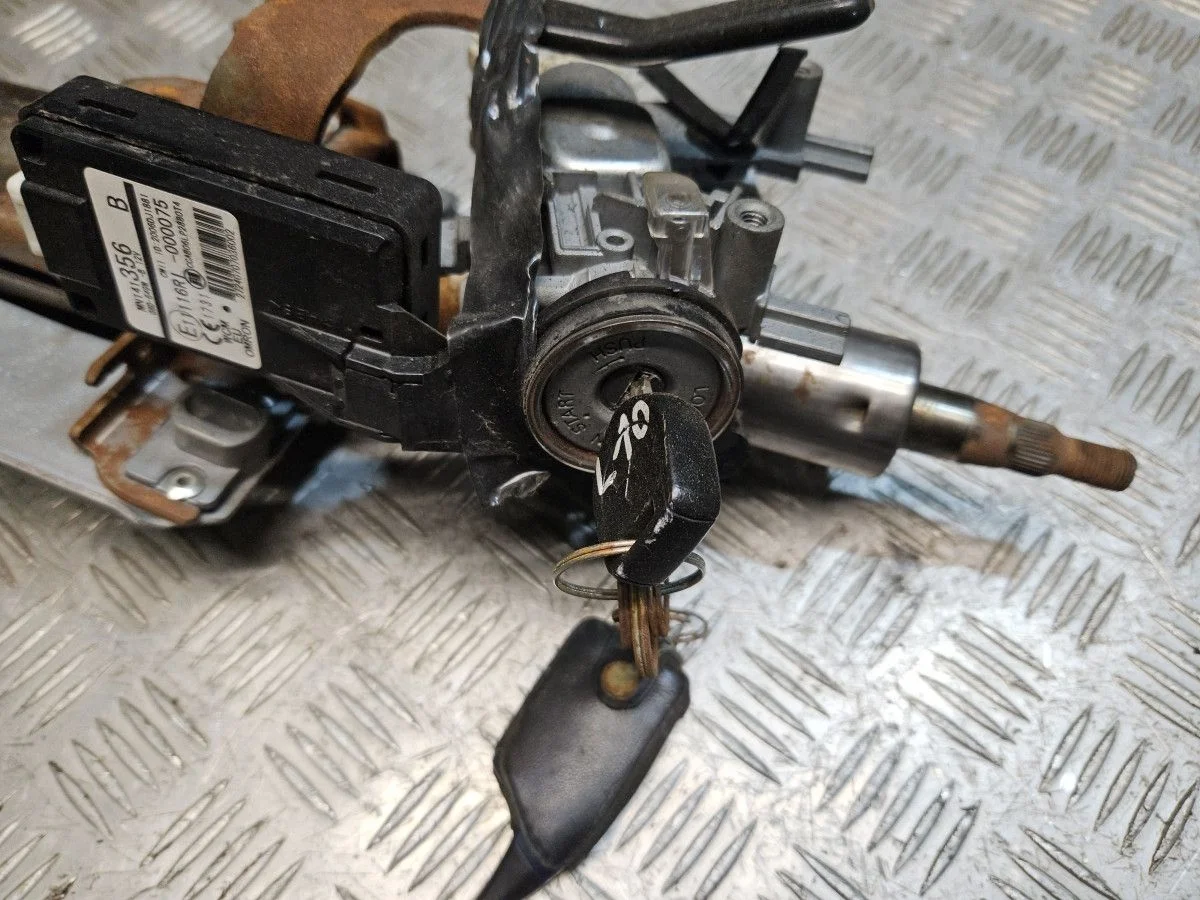 Замок зажигания с ключом на Lancer 10