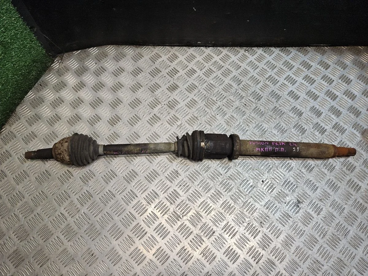 Привод правый на Ford Fusion 1.4
