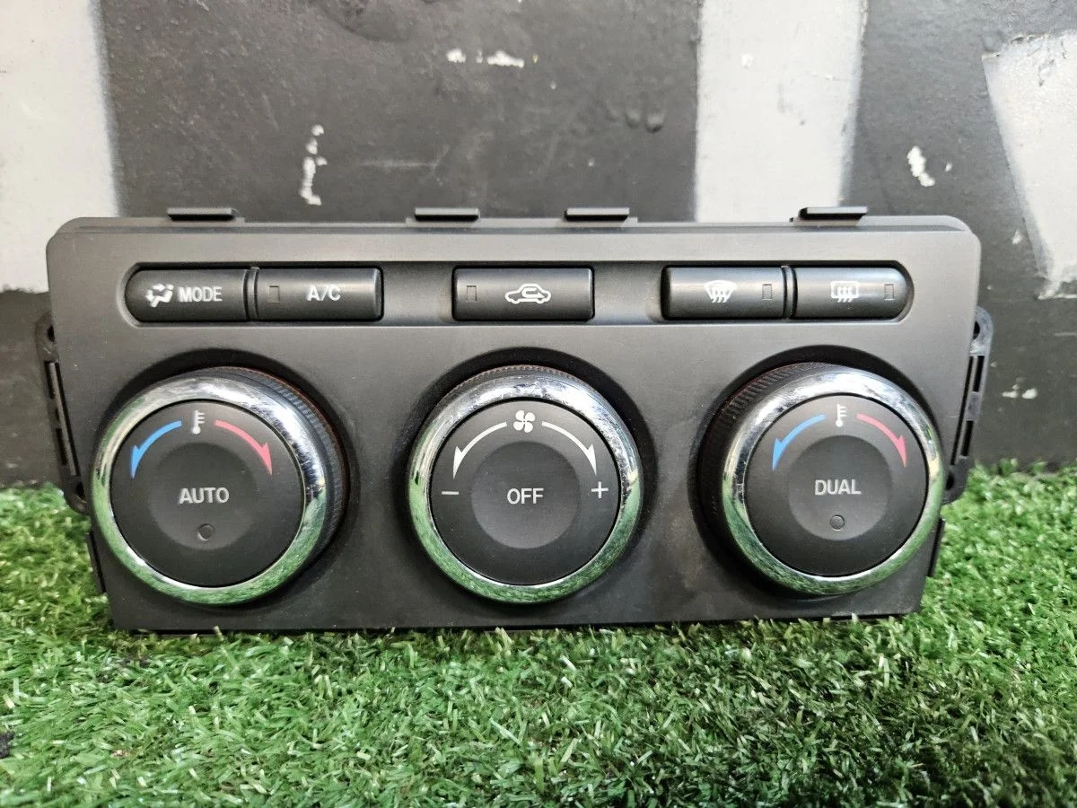 Блок управления климатом Mazda 6 GH
