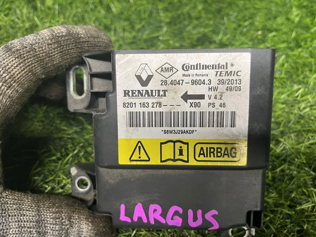 Блок SRS Renault Logan Лада Ларгус 8201163278