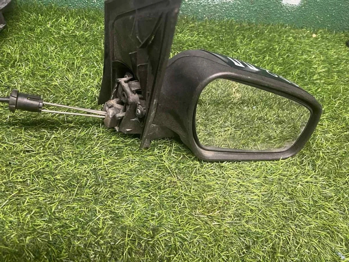 Зеркало механическое правое Ford Focus 2