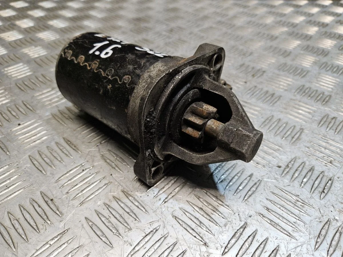 Стартер на Corolla E121 1.6