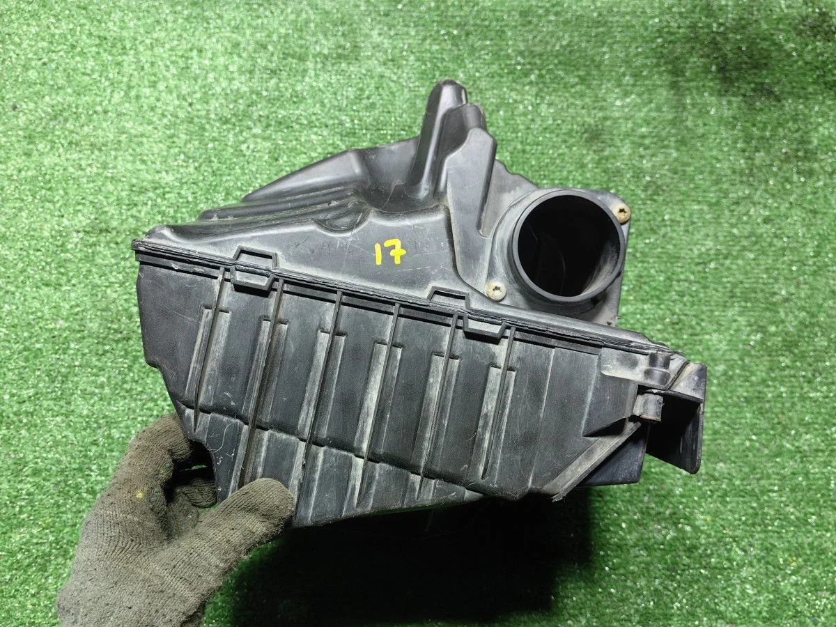 Корпус воздушного фильтра Renault Megane