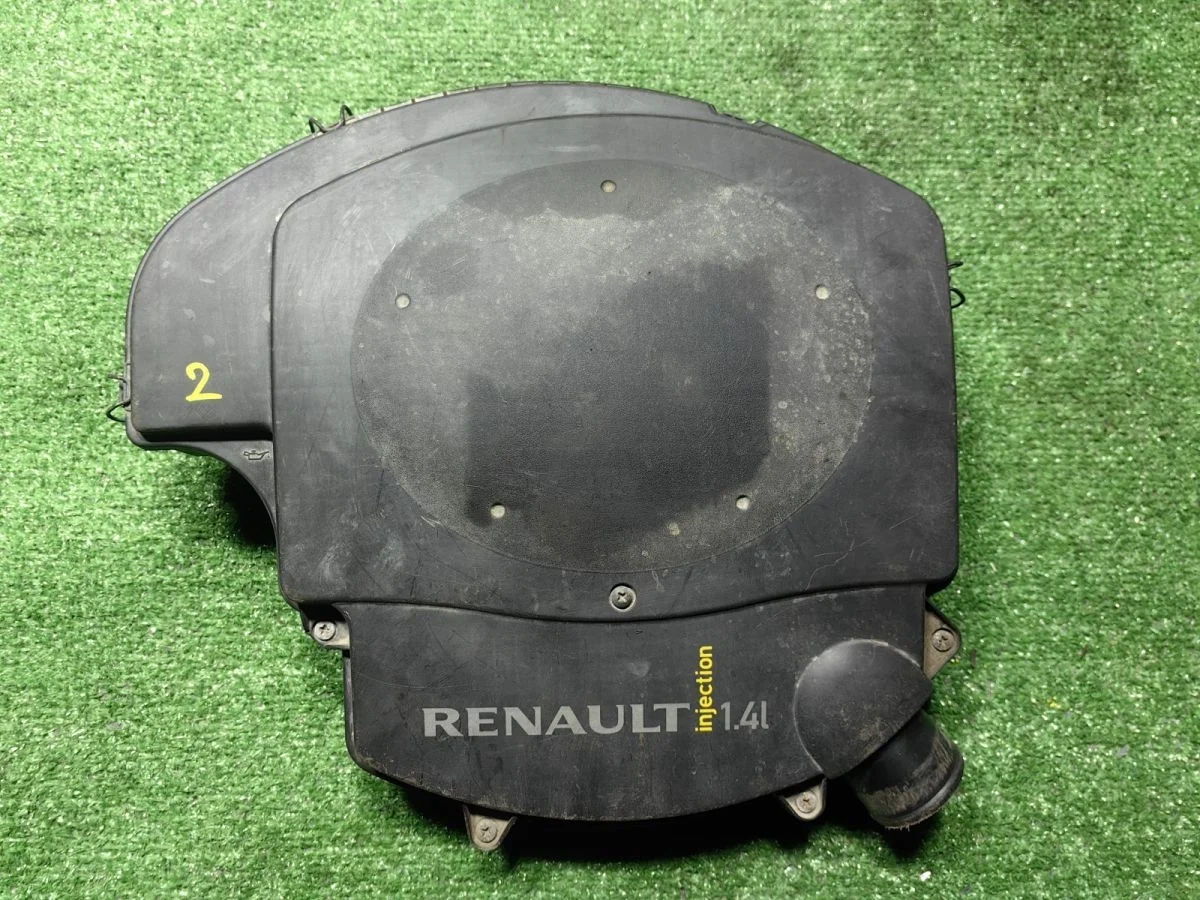 Корпус воздушного фильтра Renault Logan