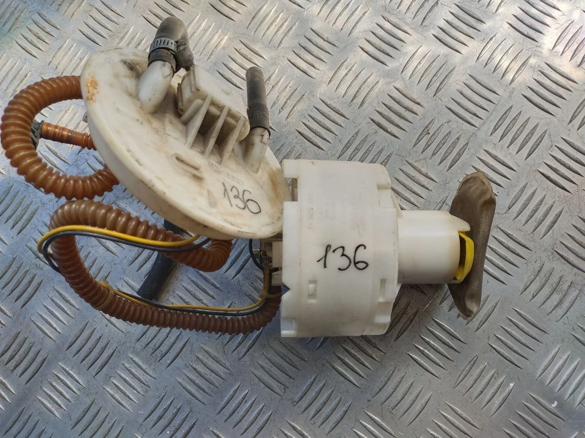 Топливный насос Audi A6 allroad quattro (C5)