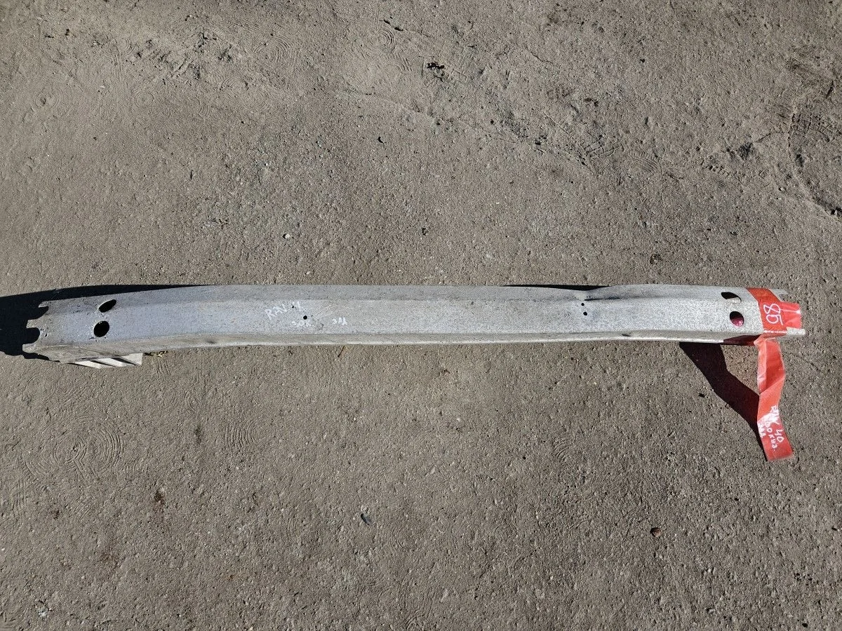 Усилитель заднего бампера на Toyota RAV4 30куз