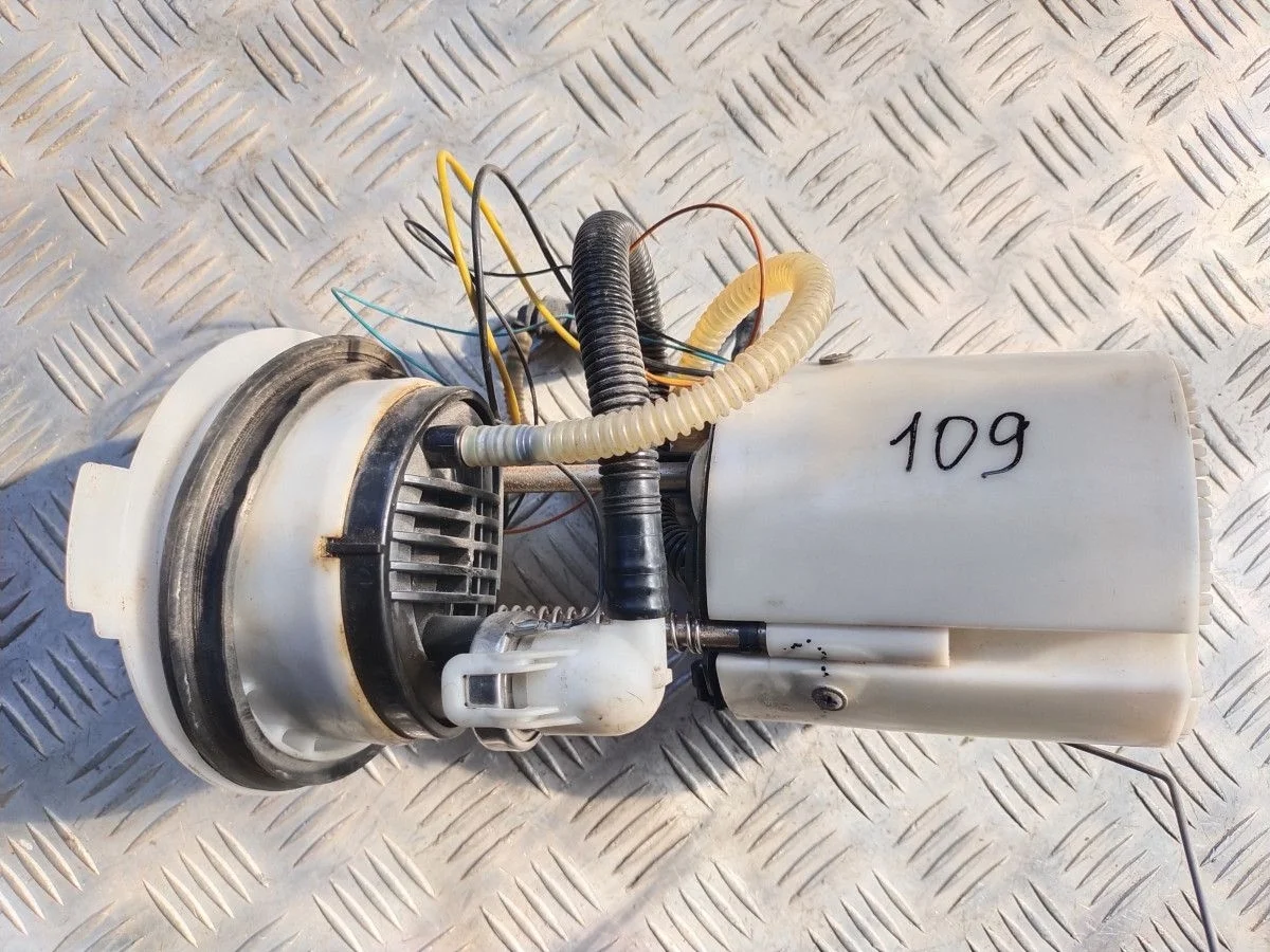 Бензонасос Volkswagen Passat B6