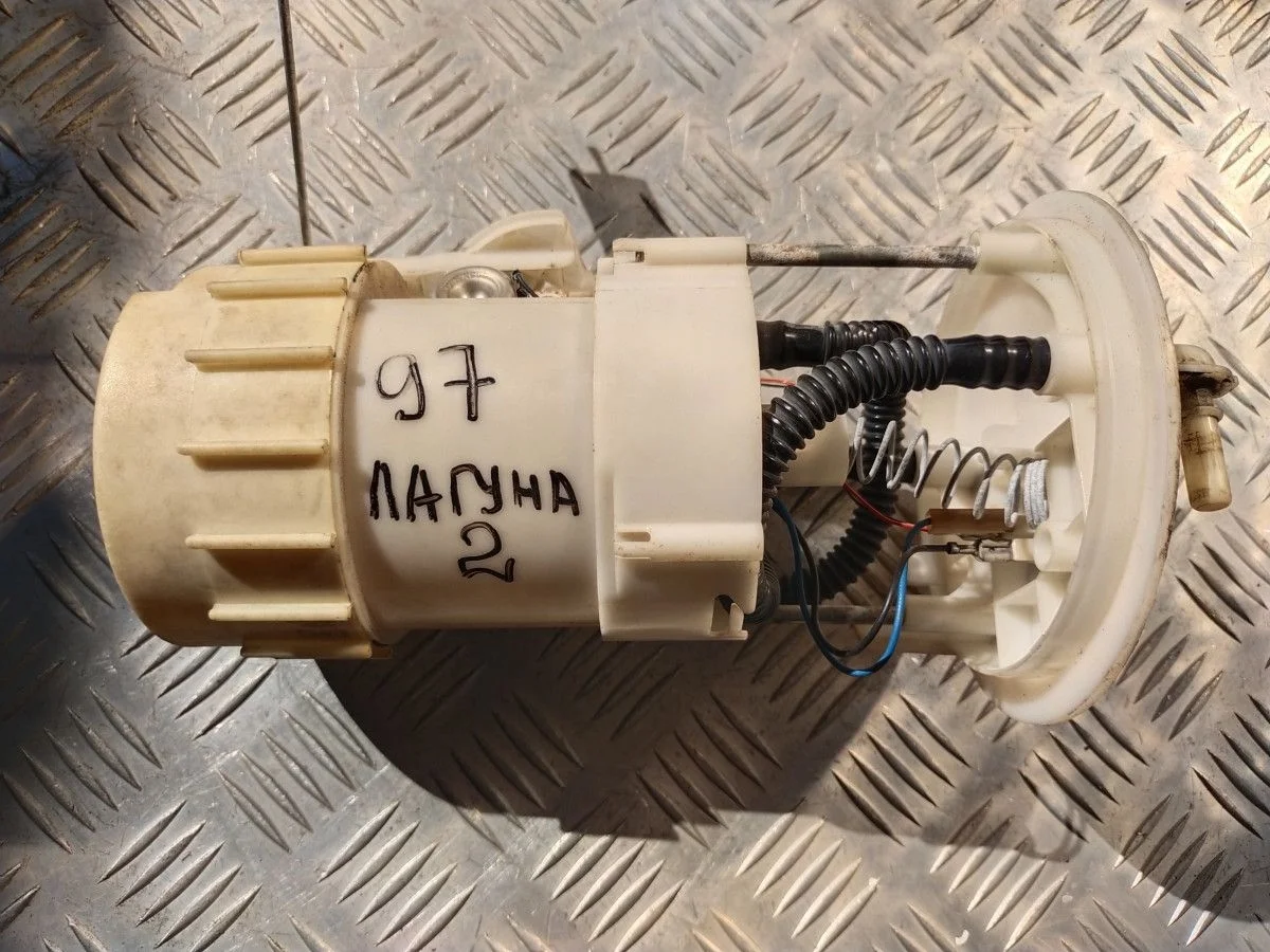 Топливный насос Renault Laguna