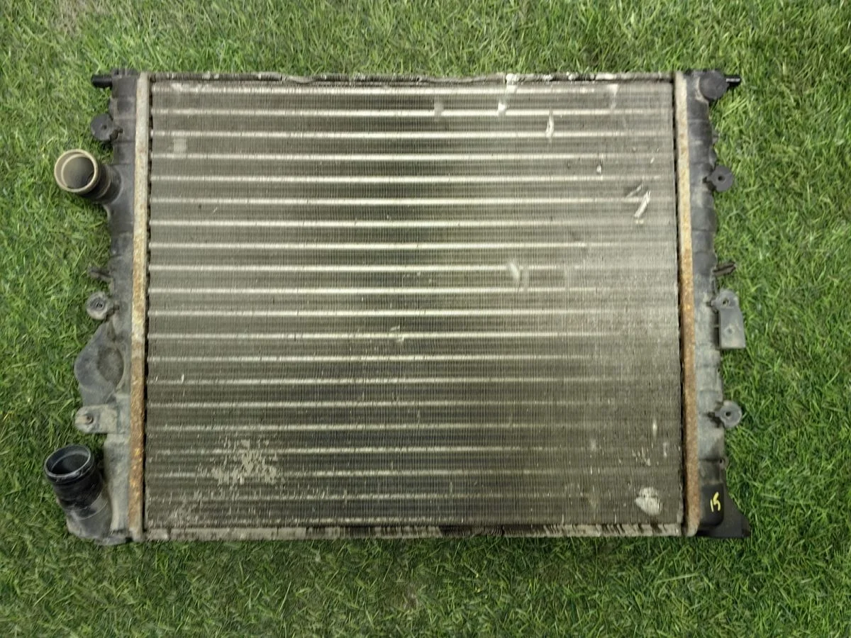 Радиатор основной Renault Logan 1