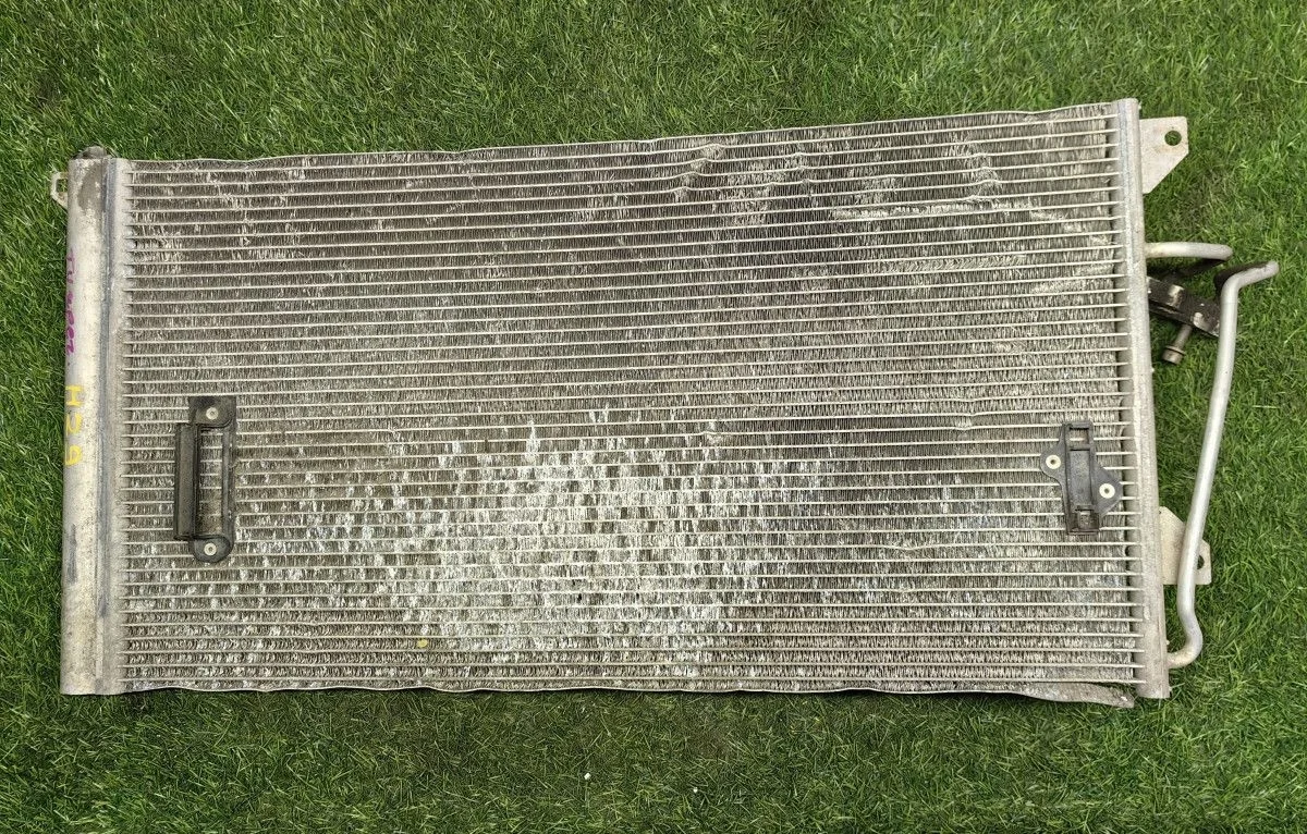 Радиатор кондиционера Volkswagen Touareg