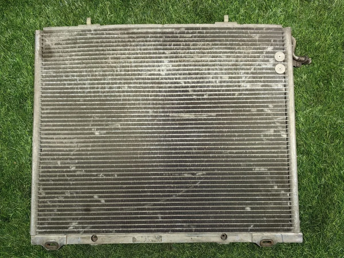 Радиатор кондиционера Mercedes W210