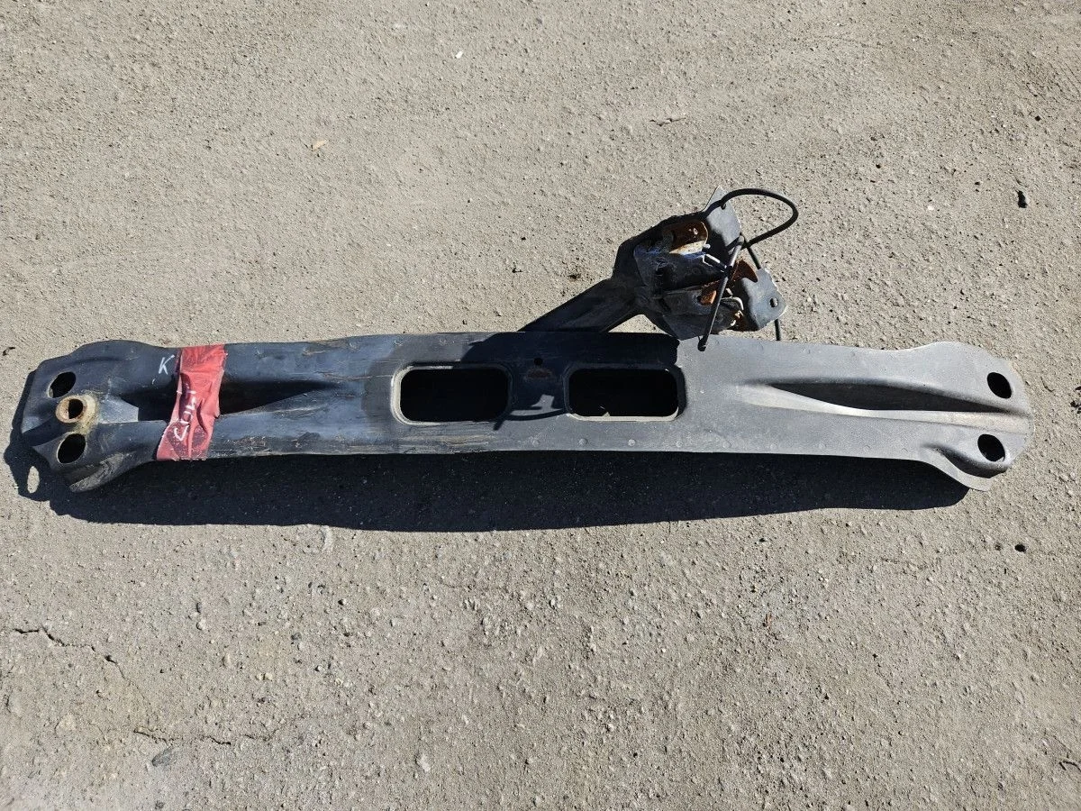 Усилитель переднего бампера на Colt Z30