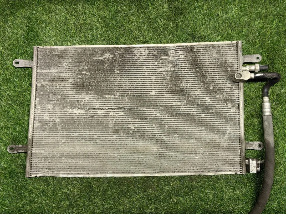 Радиатор кондиционера Audi A6 C6