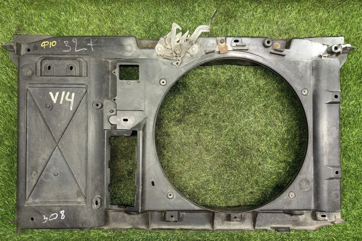 Диффузор Peugeot 308