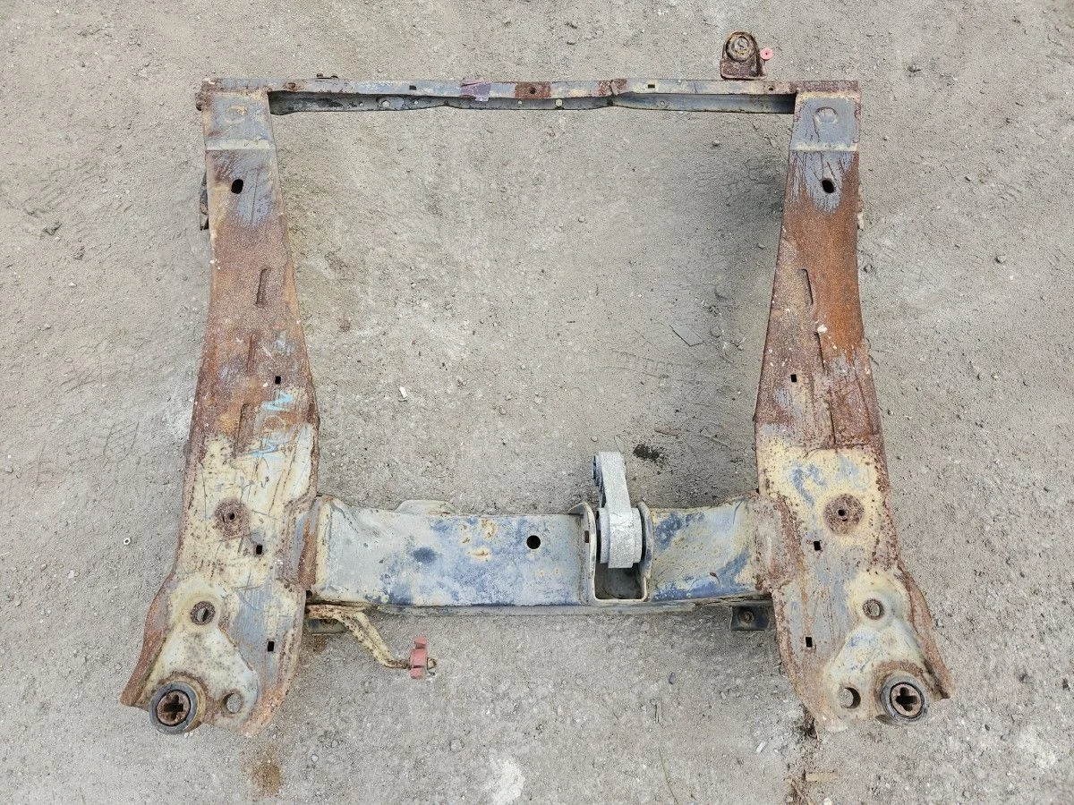 Подрамник передний на Ford Mondeo 3