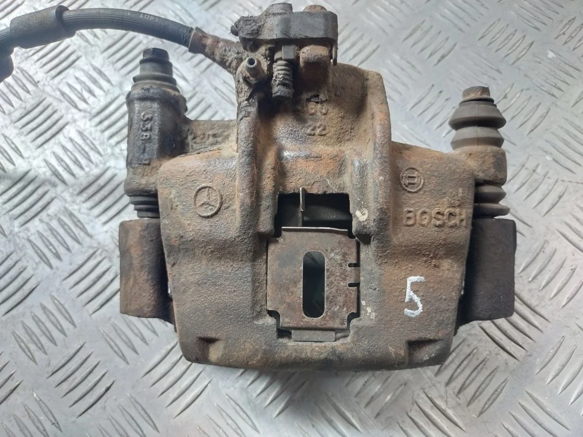 Суппорт Mercedes-Benz Vito