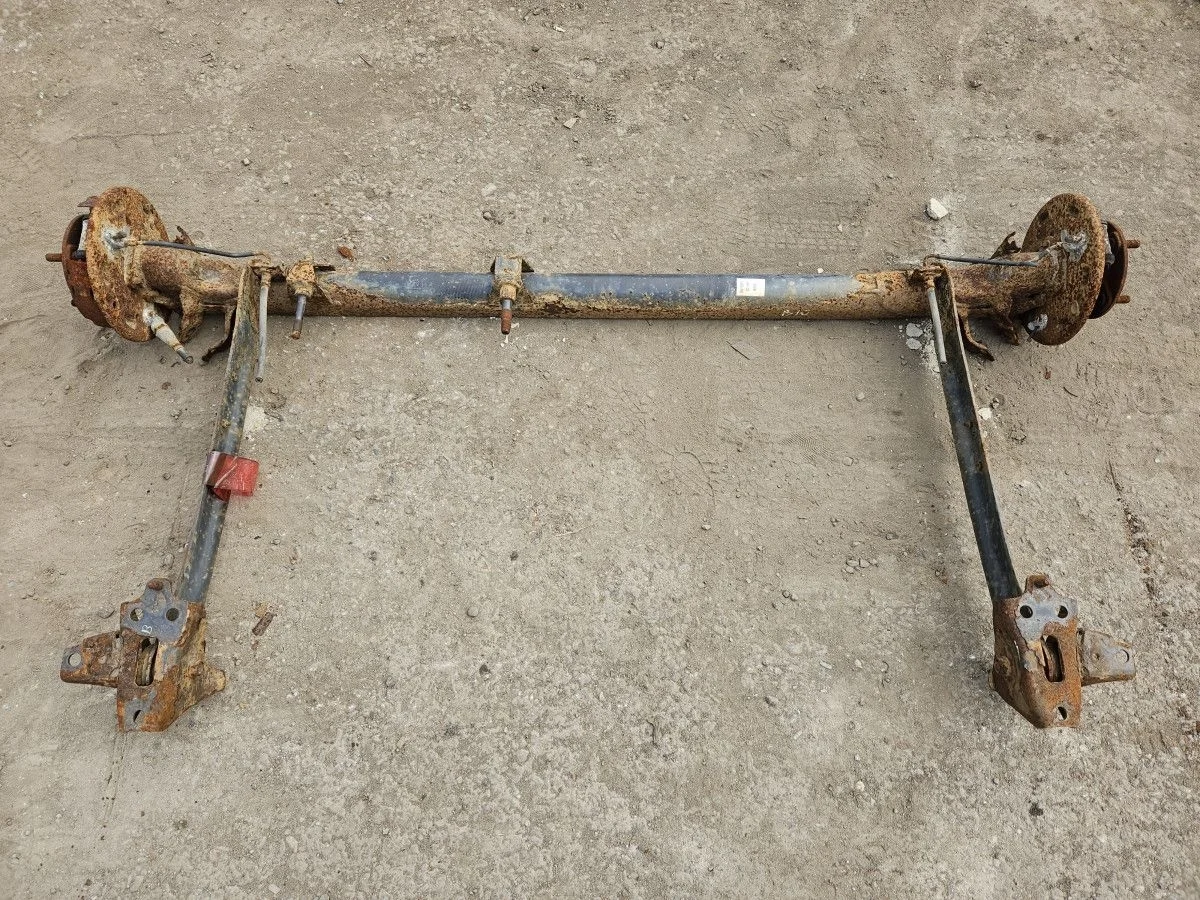 Балка задняя на Nissan Almera B10