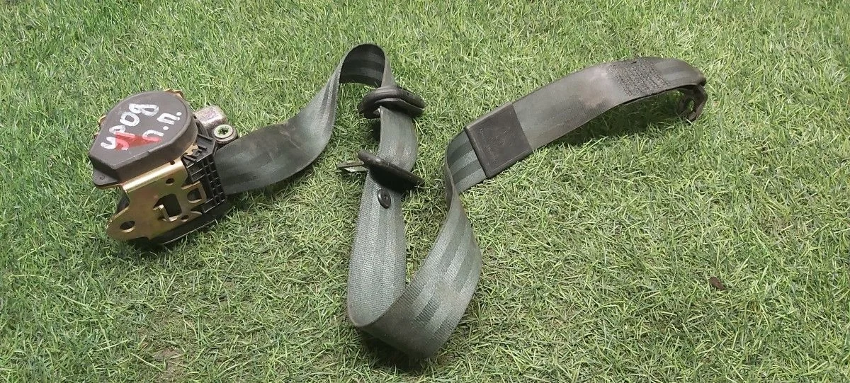 Ремень безопасности передний правый Ауди A6 C5