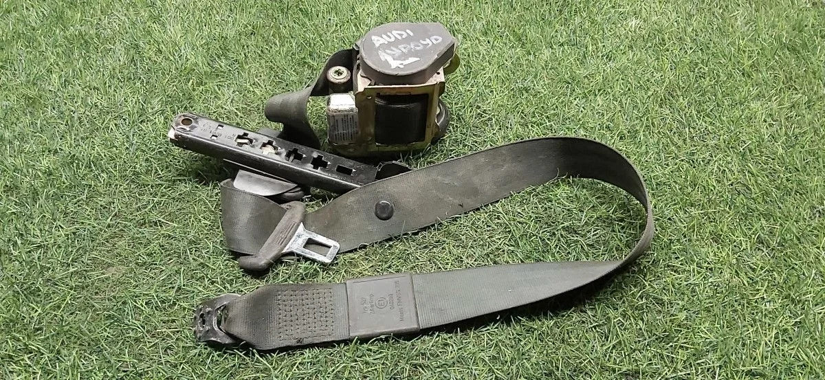 Ремень безопасности передний правый Audi Allroad