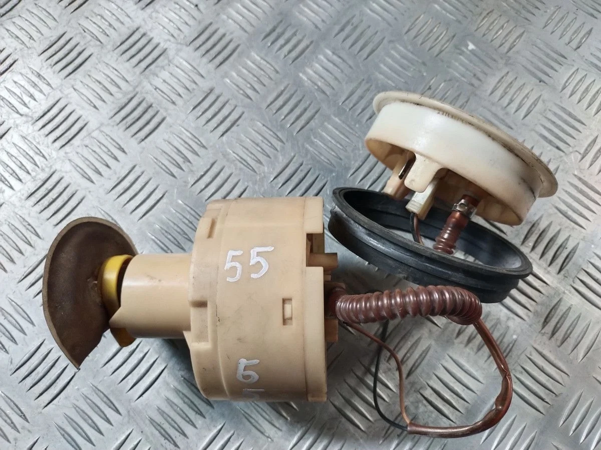 Топливный насос Volkswagen Passat