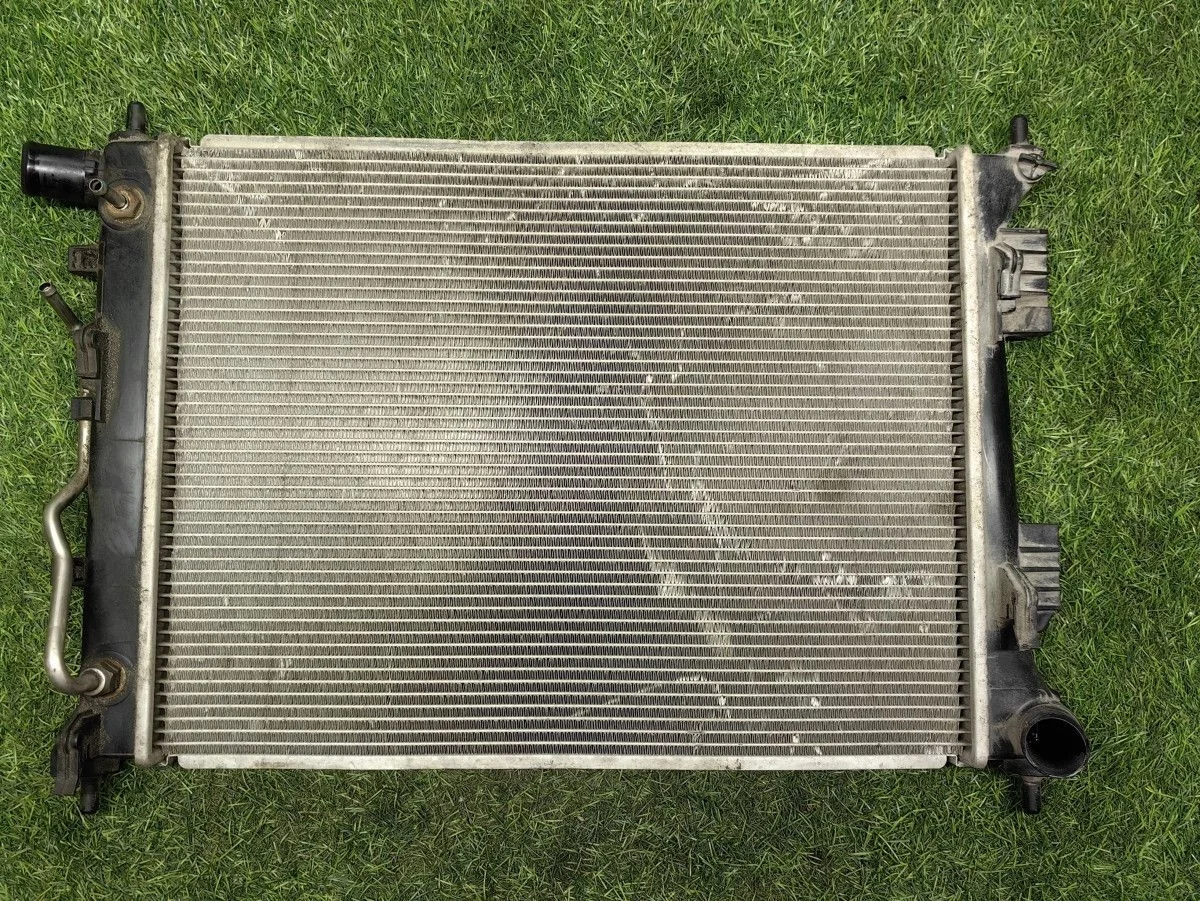 Радиатор основной Kia Rio 3