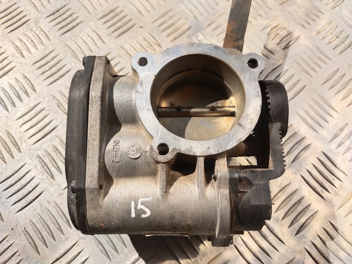 Дроссельная заслонка Hyundai Santa Fe