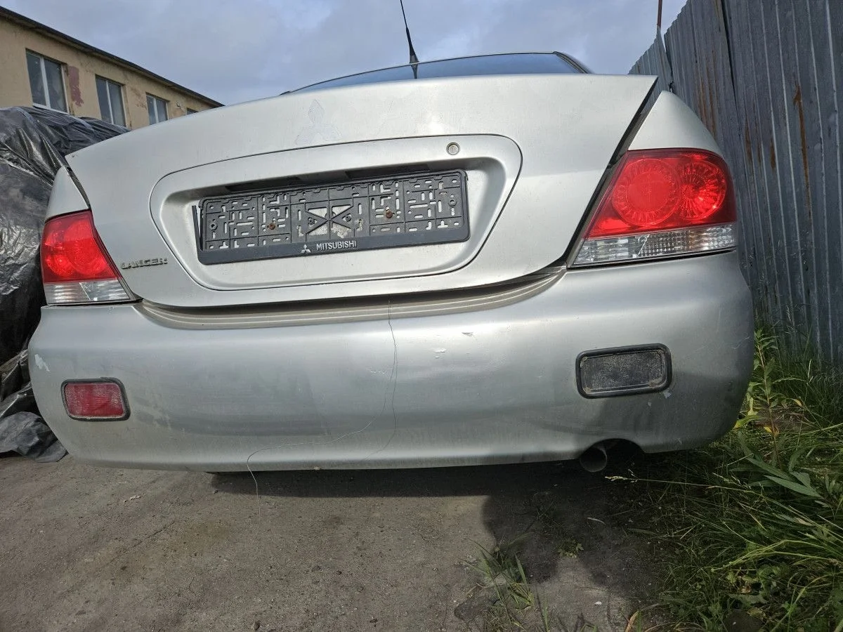 Бампер задний на Lancer 9