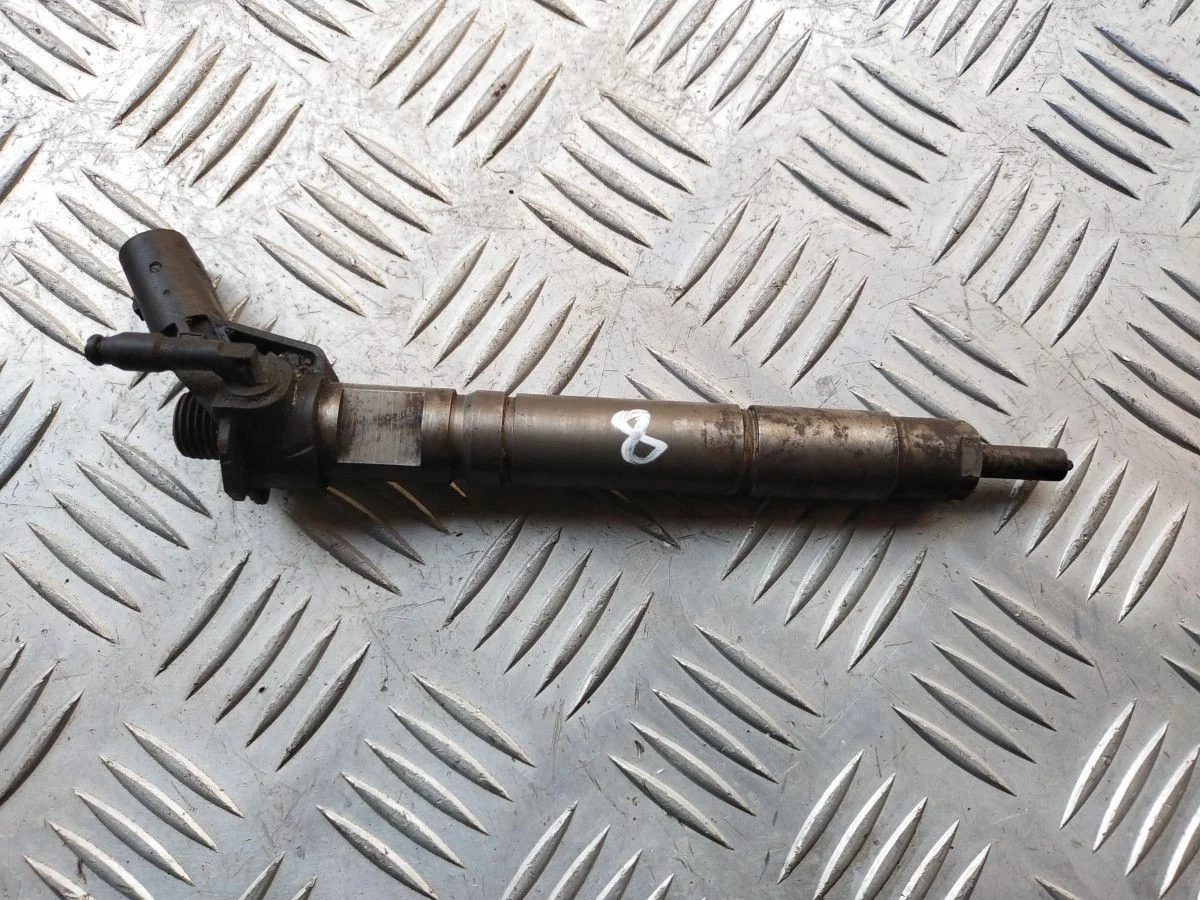 Форсунка дизельная электрическая Mercedes Sprinter