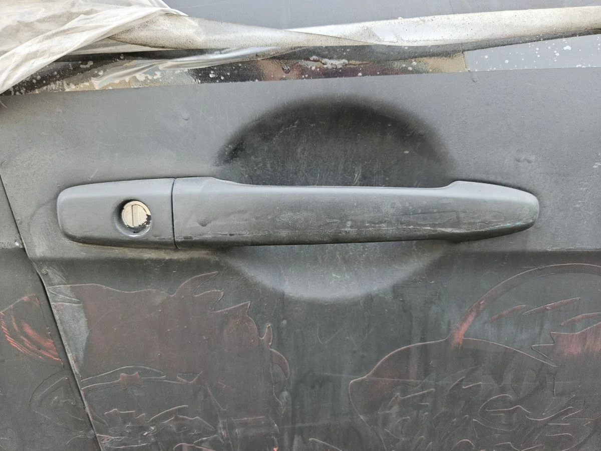 Ручка двери передней правой на Lancer 10