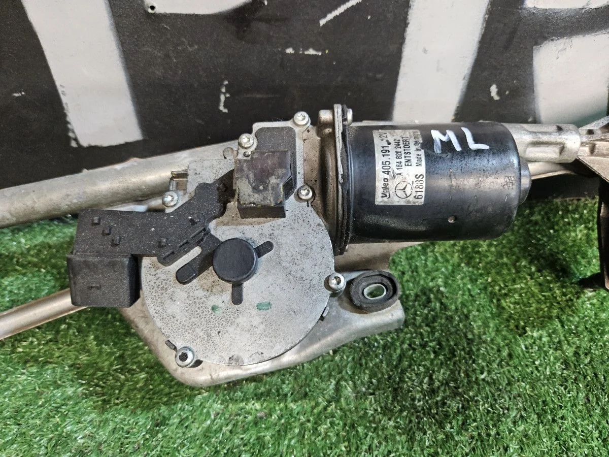 Мотор трапеции на Mercedes ML W164