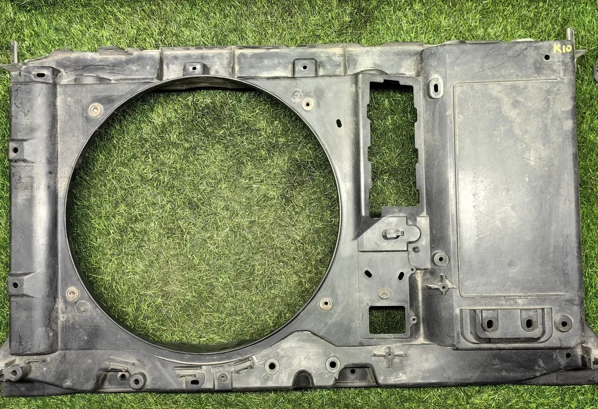 Диффузор вентилятора Citroen C4 Picasso