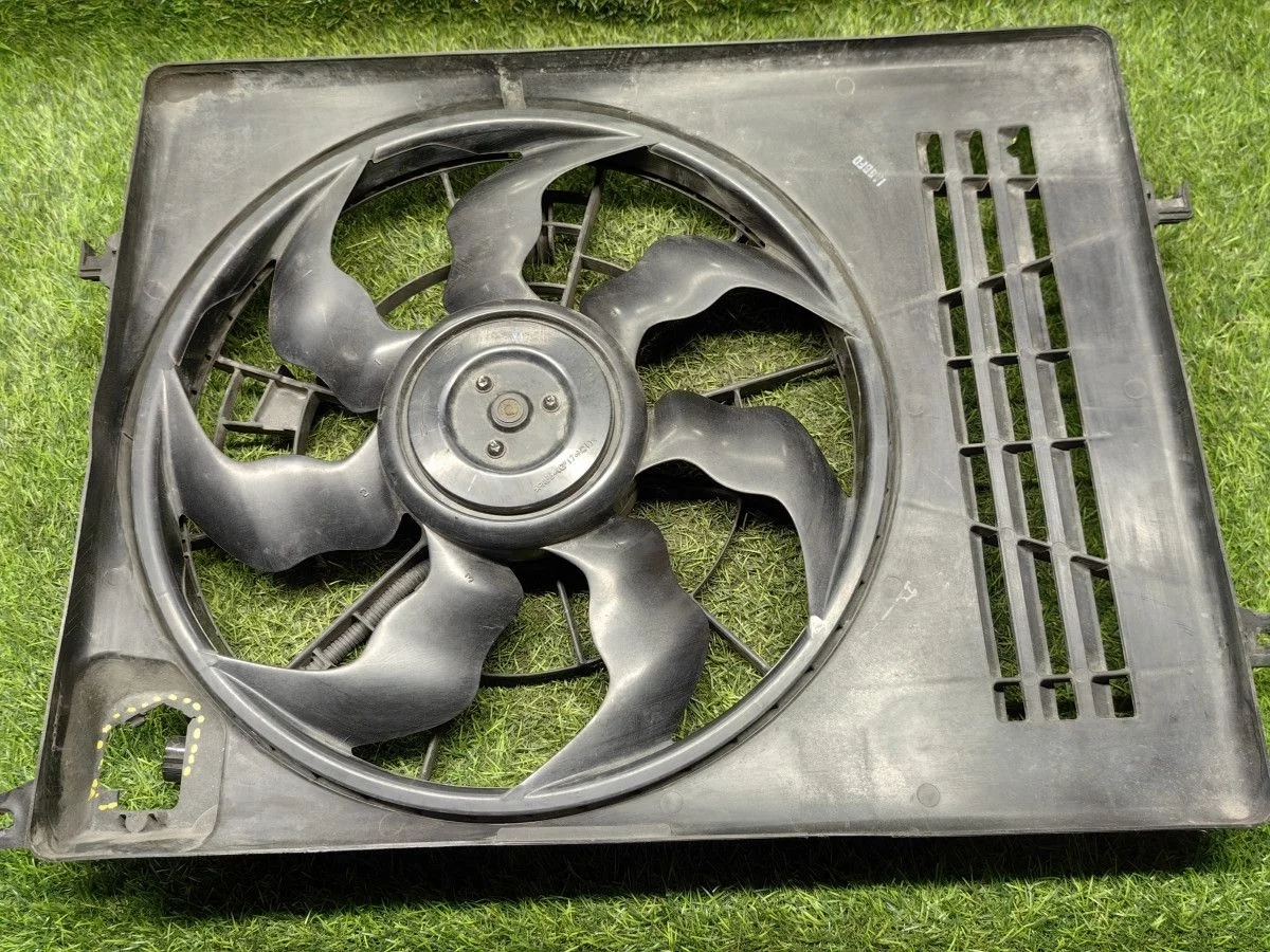 Диффузор вентилятора в сборе Hyundai ix35