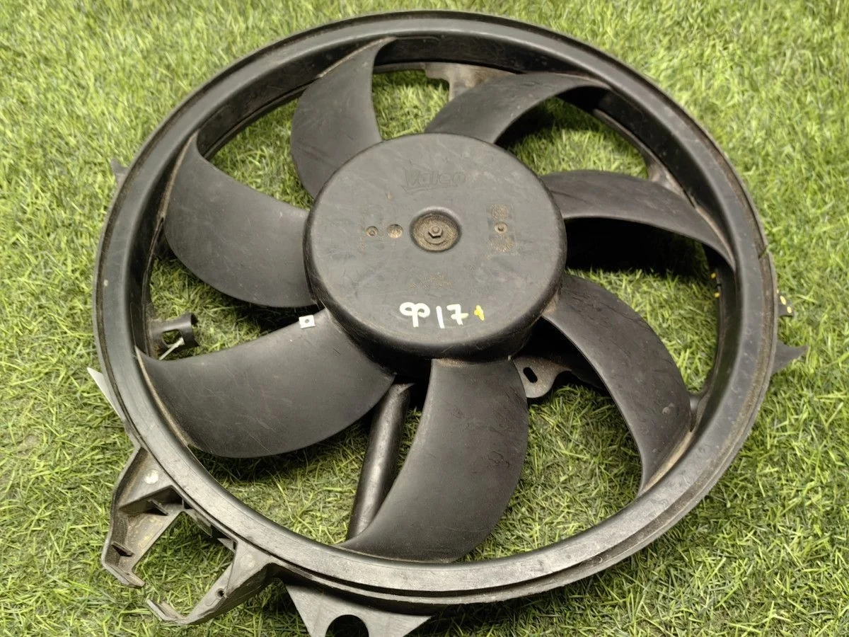 Вентилятор охлаждения Renault Fluence