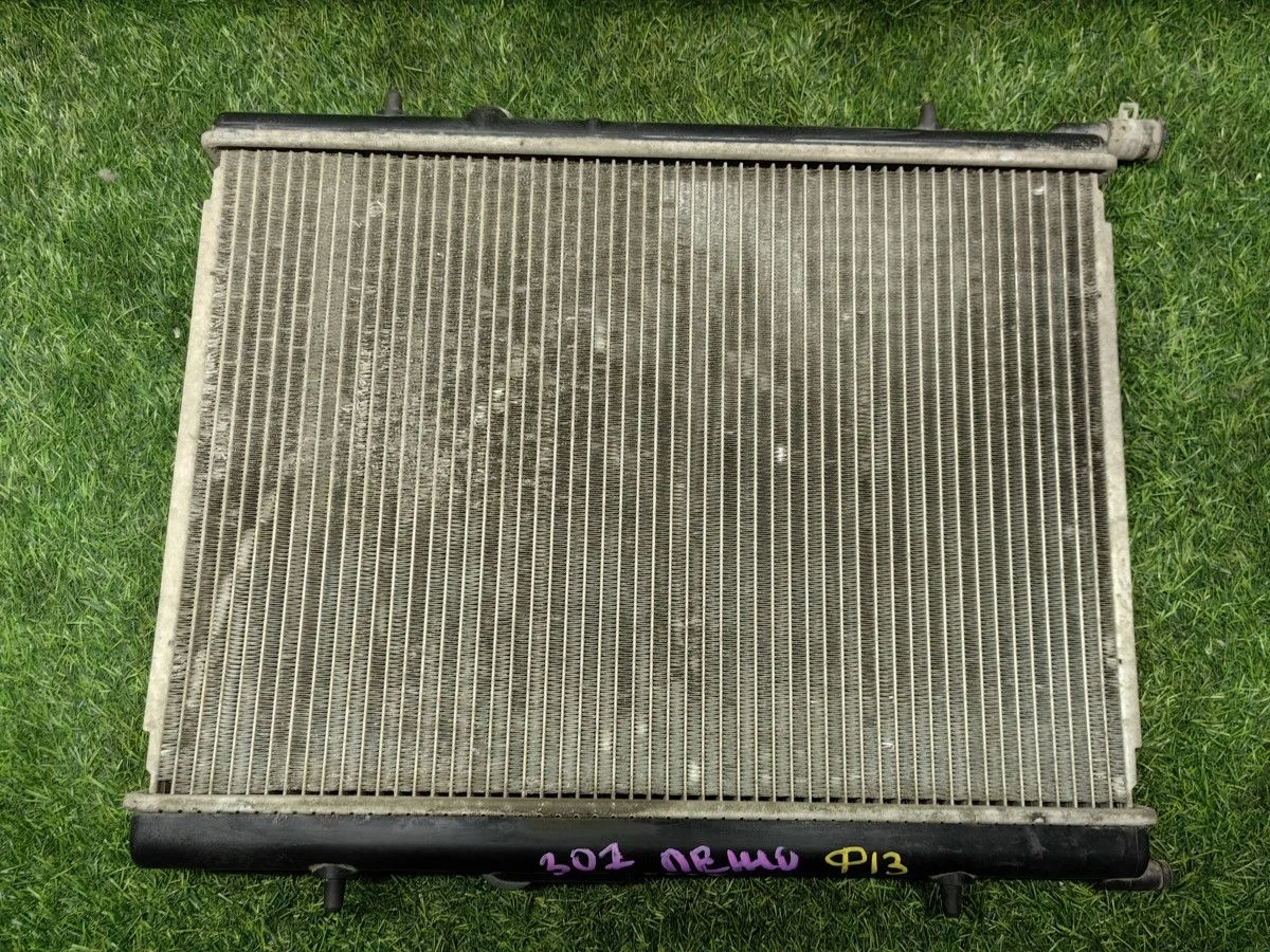 Радиатор двигателя основной Peugeot 307