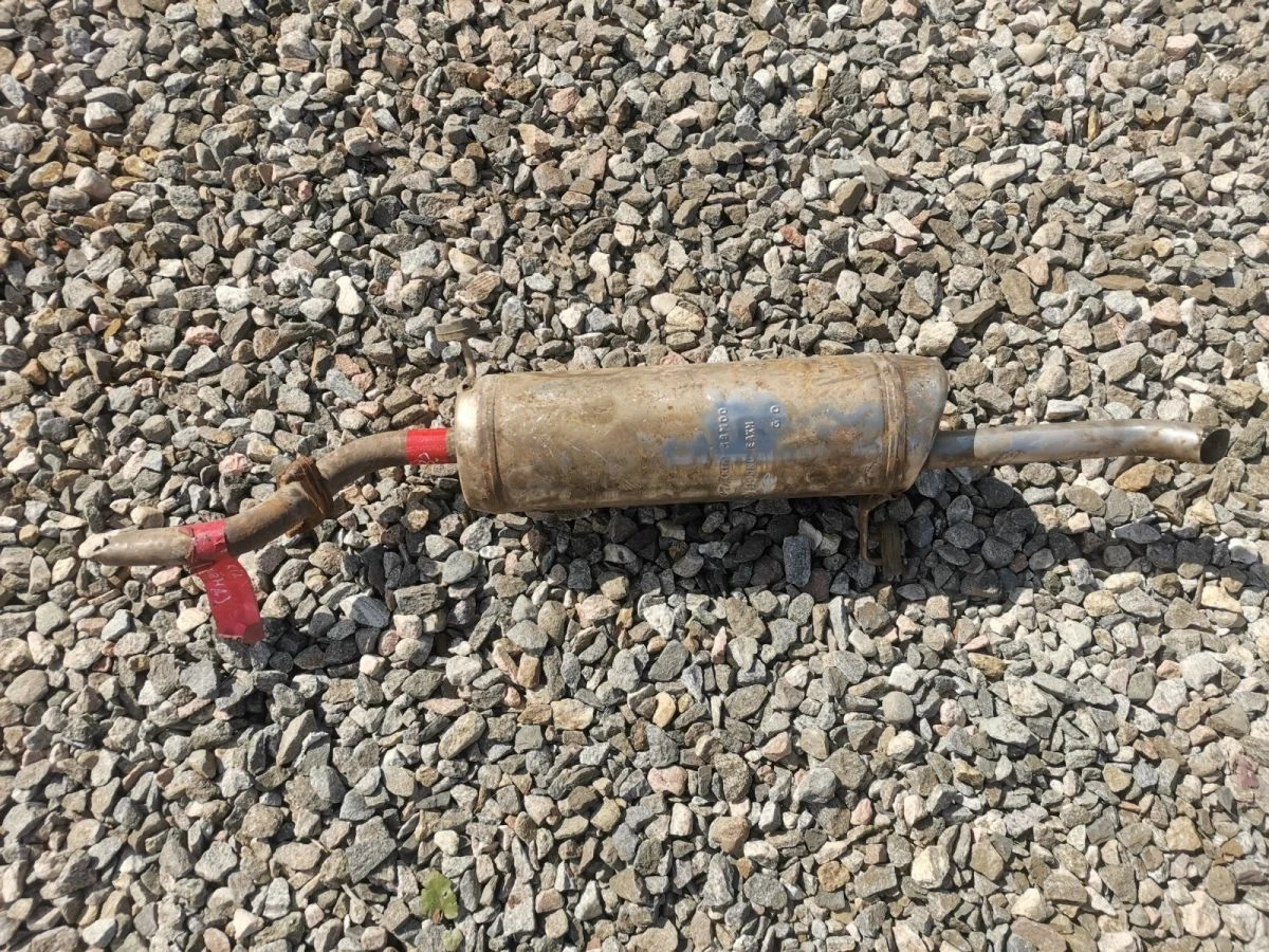 Глушитель основной Kia Rio III с дефектом трубы