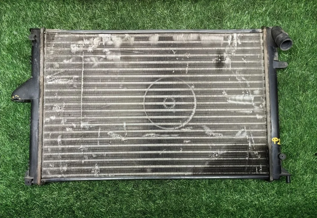 Радиатор охлаждения Renault Duster