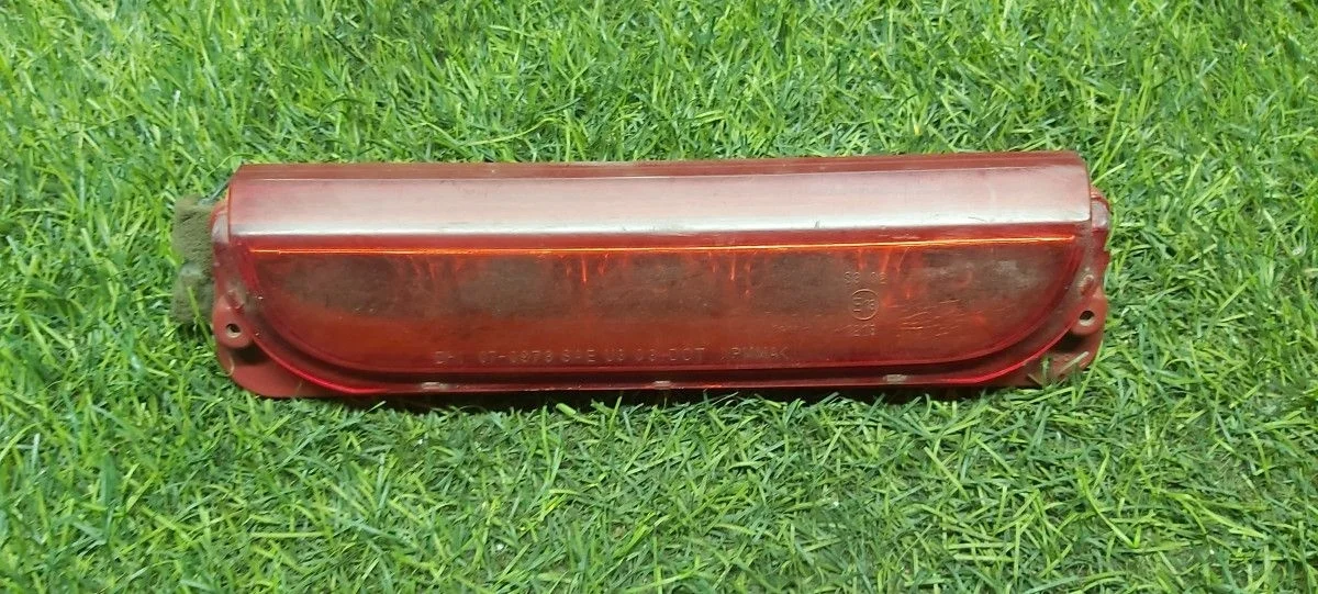 Фонарь дополнительный тормозной Opel Astra H