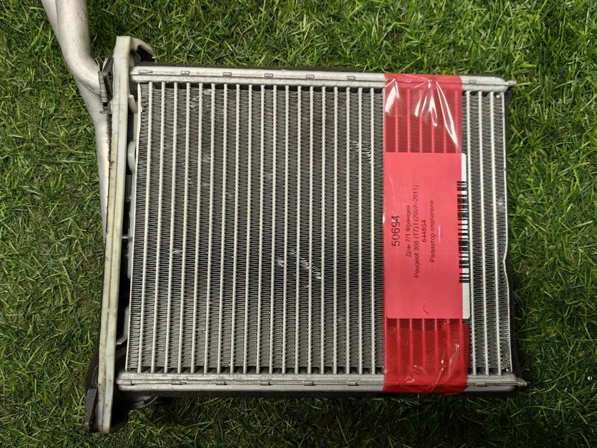 Радиатор отопителя Peugeot 308