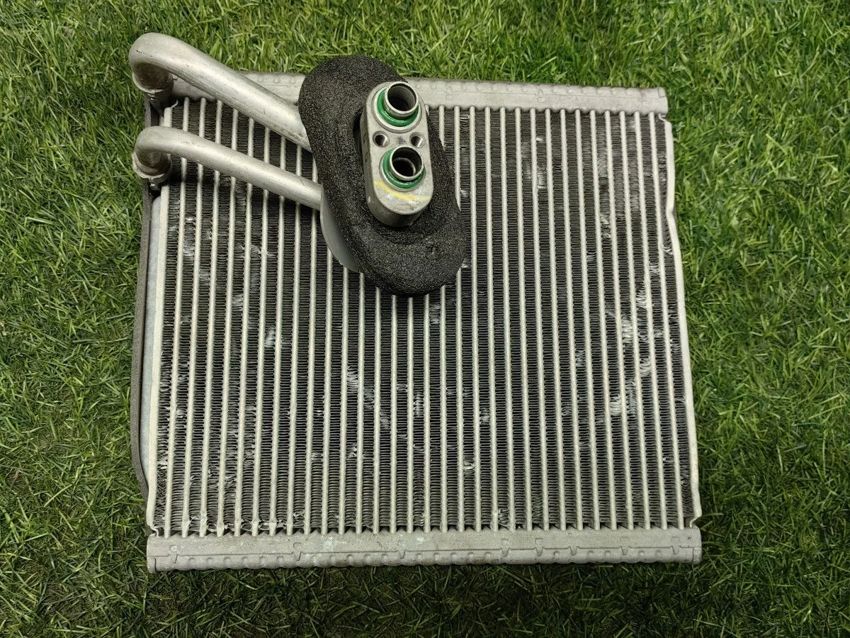 Испаритель кондиционера Kia Ceed