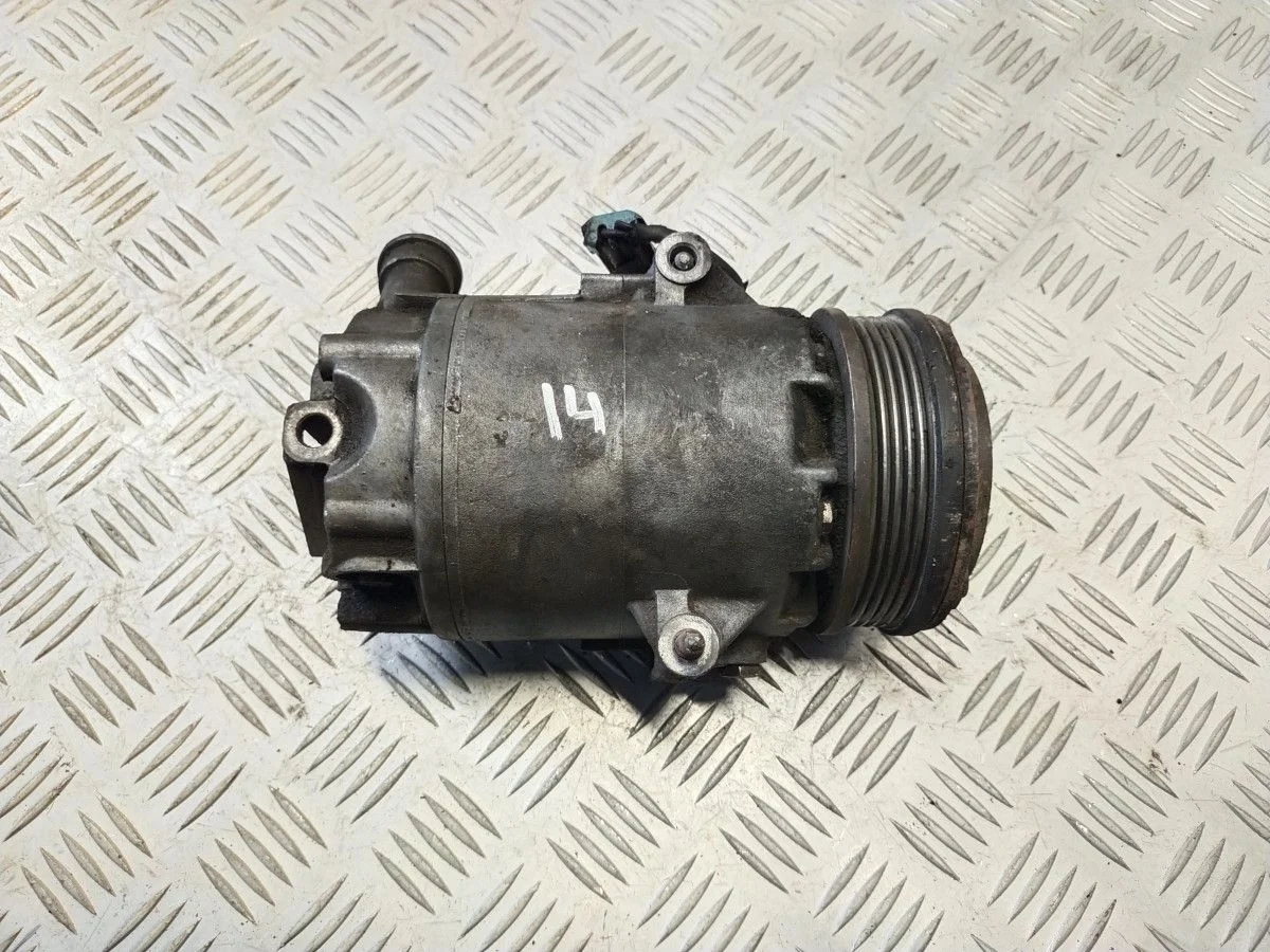 Компрессор кондиционера Opel Astra G