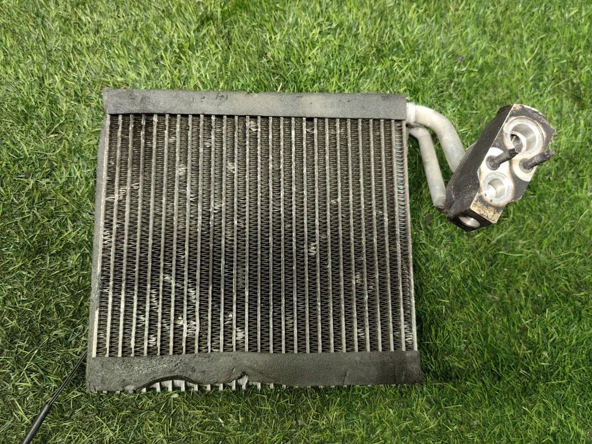 Испаритель кондиционера Opel Antara