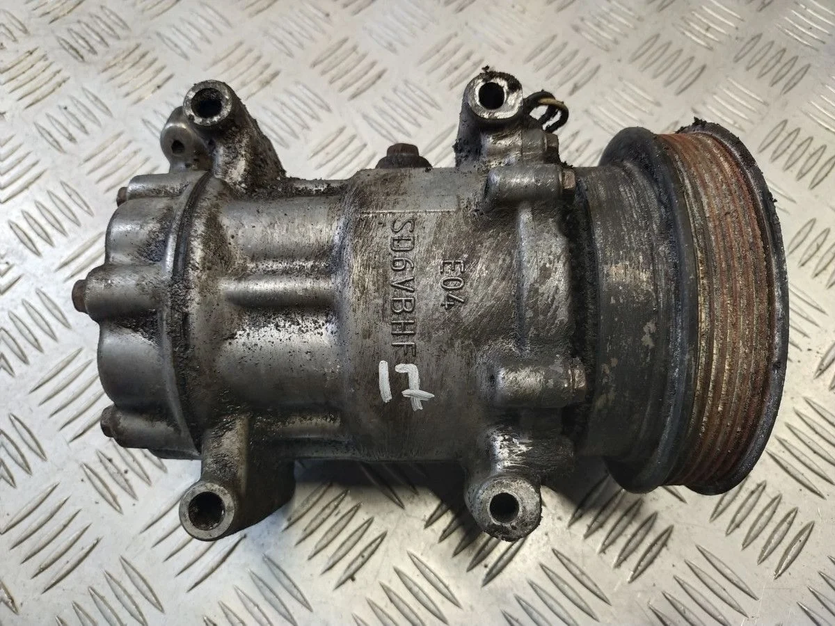 Компрессор кондиционера Renault Symbol