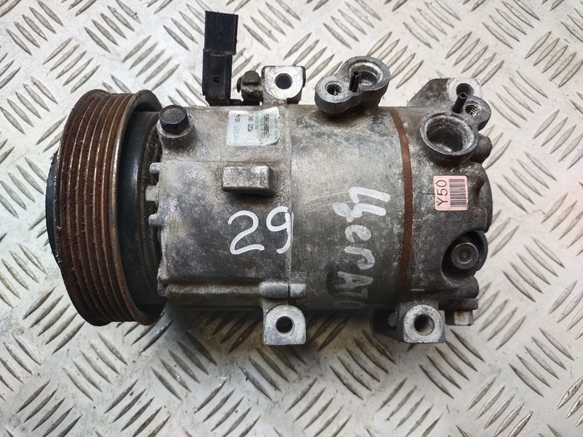 Компрессор кондиционера Kia Cerato