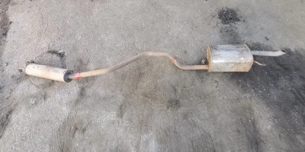 Глушитель Chevrolet Lacetti c дефектами резонатора