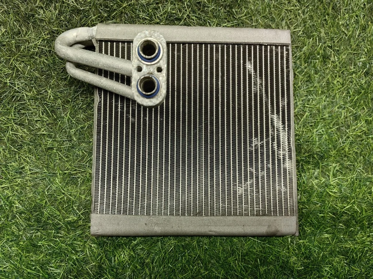 Испаритель кондиционера Hyundai Solaris