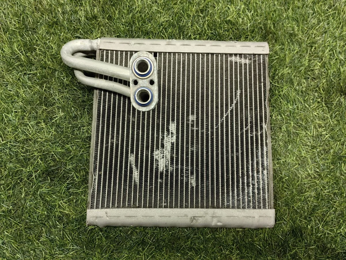 Испаритель кондиционера Hyundai Solaris