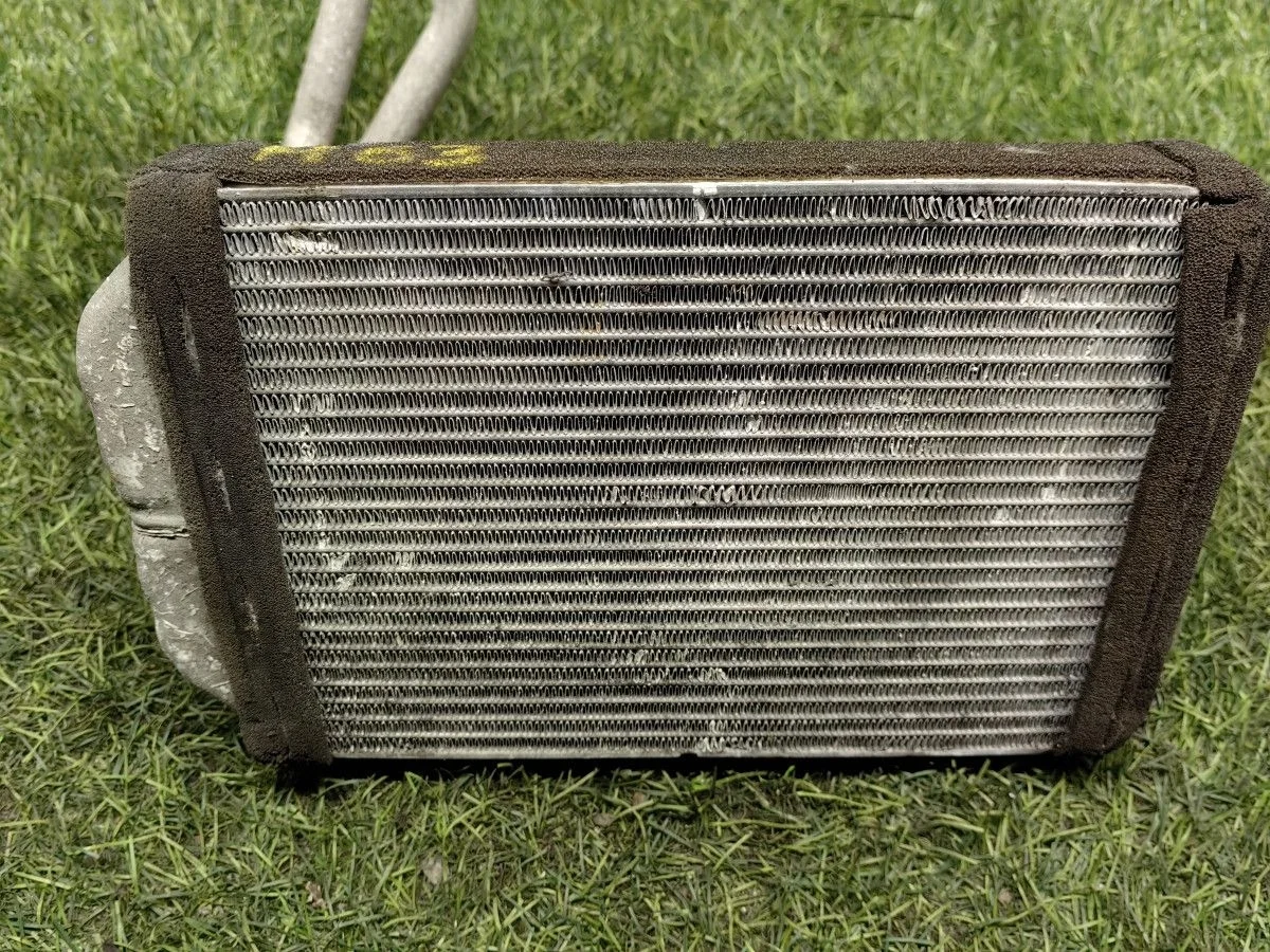 Радиатор отопителя Audi A6 C5